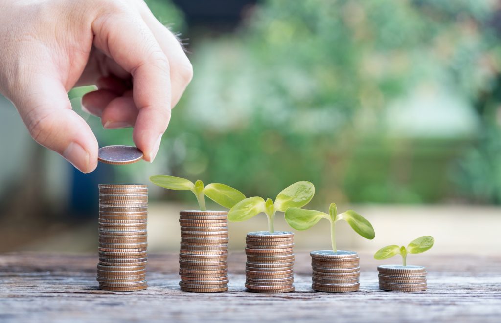 Nebeneinkommen aufbauen: 5 Wege, wie du online durchstarten kannst